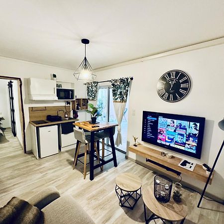 Alena Apartment Bourg-Saint-Andeol Ngoại thất bức ảnh