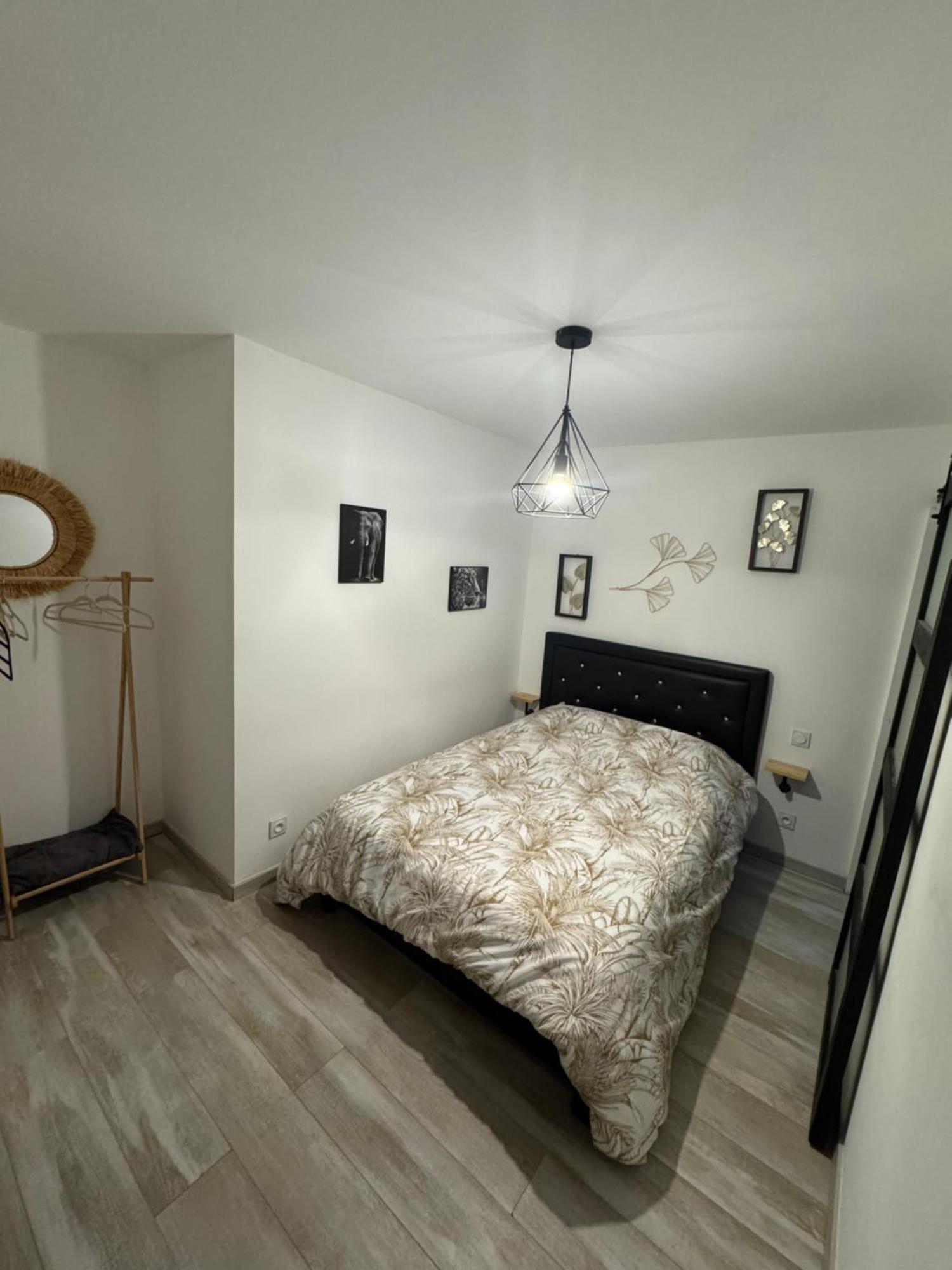 Alena Apartment Bourg-Saint-Andeol Ngoại thất bức ảnh